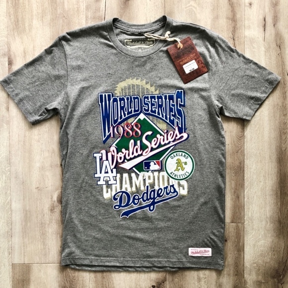 Mitchell & Ness, T Shirt, 1988, World Series Champions, LA Dodgers Size Med, NEW - Picture 3 of 8
